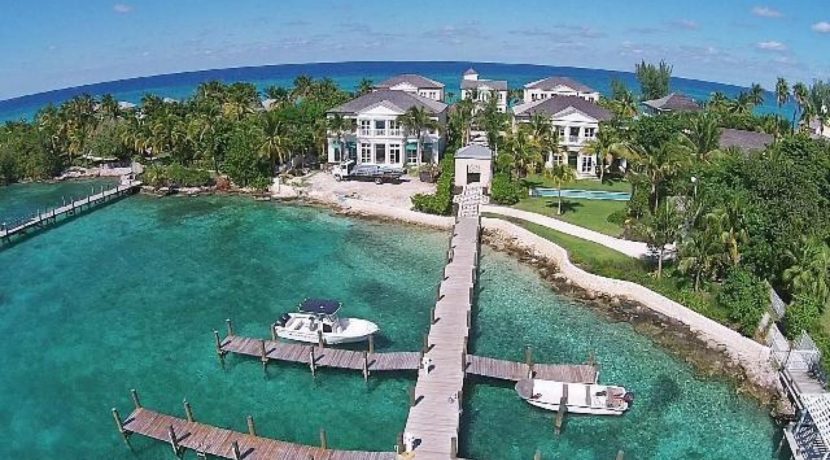 Private Beach Villa in Bahamas - CryptoMapz