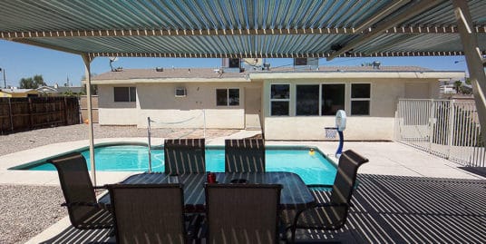 THE CLOSEST HOUSE IN HAVASU! Vacation rental.